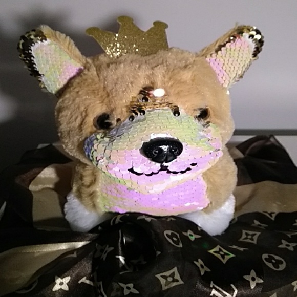 Any item except my Corgi - Picture 1 of 1